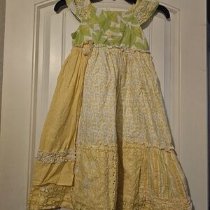 Girls size 8 summer dress ( 100% cotton)